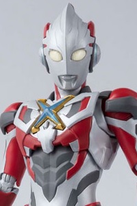 BANDAI SPIRITS S.H.Figuarts Ultraman X & Gomora Armor Set