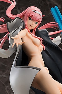 MAX FACTORY DARLING in the FRANXX Zero Two 1/7 PVC Figure