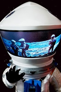 X PLUS Defo-Real 2001: A Space Odyssey Astronaut 2.0 Monolith Diorama Set PVC Figure