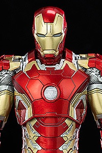threezero Avengers: Infinity Saga DLX Iron Man Mark 43 1/12 Action Figure (2nd Production Run)