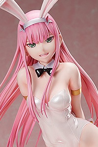 FREEing DARLING in the FRANXX Zero Two Bunny Ver.2nd 1/4 PVC Figure