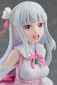 GOOD SMILE COMPANY (GSC) Re:Zero -Starting Life in Another World- POP UP PARADE Emilia Memory Snow Ver. PVC Figure