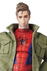 MedicomToy MAFEX No.235 SPIDER-MAN (Peter B. Parker) RENEWAL Ver. (SPIDER-MAN: INTO THE SPIDER-VERSE) Action Figure