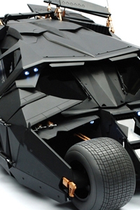Hot Toys Movie Masterpiece Batman The Dark Knight Batmobile 1/6 Action Figure