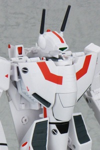 Yamato Toys Macross Series Full Transform VF-1J Ichijo Hikari Use with Optional Parts 1/60 Figure