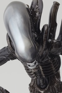 KAIYODO Sci-fi Revoltech No.001 Alien (3rd Production Run)