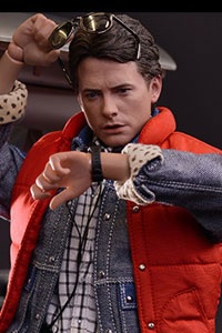 Hot Toys Movie Masterpiece Back To The Future Martin McFly 1/6 Action Figure