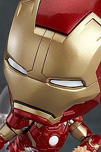 GOOD SMILE COMPANY (GSC) Avengers: Age of Ultron Nendoroid Iron Man Mark 43 Heroes Edition + Ultron Sentry Set