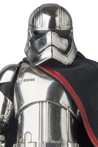 MedicomToy MAFEX No.028 Star Wars: The Force Awakens Captain Phasma Action Figure