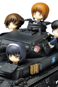 PLATZ Girls und Panzer Panzer IV D Type Anko Team with Deformed Anko Team (Panzer Jacket Ver.) 1/35 Plastic Kit