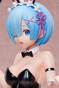 FREEing Re:Zero -Starting Life in Another World- Rem Nama-ashi Bunny Ver.2nd  1/4 Plastic Figure